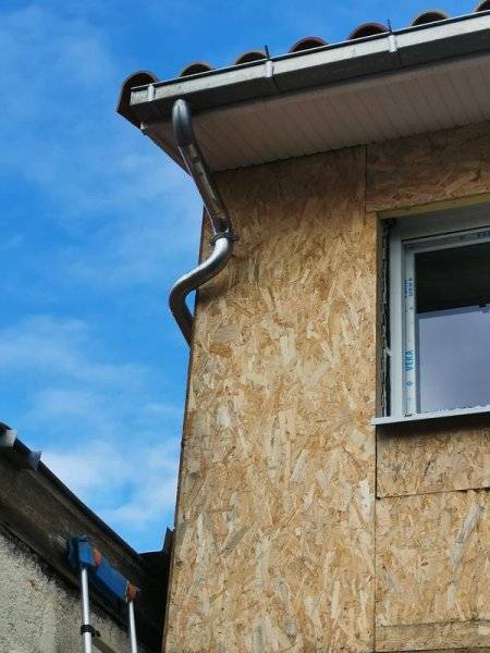pose de gouttière près de Biganos